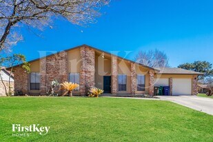 1702 Jay Schellman St in San Antonio, TX - Building Photo