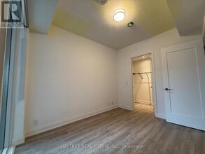 65 Broadway Ave in Toronto, ON - Building Photo - Building Photo