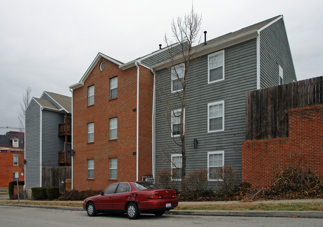 Highland Commons Apartments in Cincinnati, OH - Foto de edificio - Building Photo