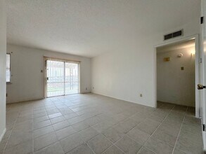 3412 Moonlight Ave-Unit -Unit A in El Paso, TX - Building Photo - Building Photo