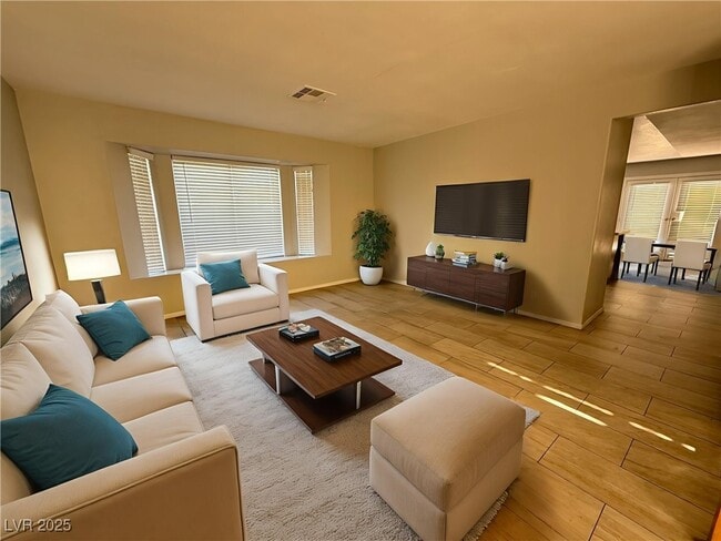 3308 Stacey Lyn Dr in Las Vegas, NV - Foto de edificio - Building Photo