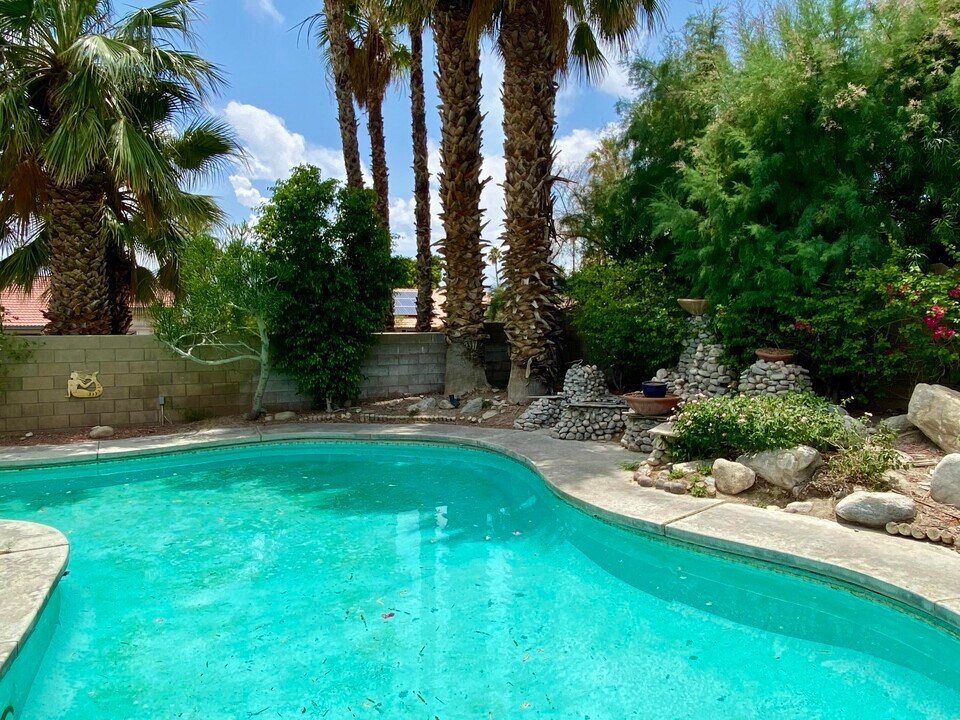28851 Avenida Diosa in Cathedral City, CA - Building Photo