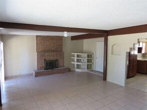 10533 Champlain St in El Paso, TX - Building Photo - Building Photo