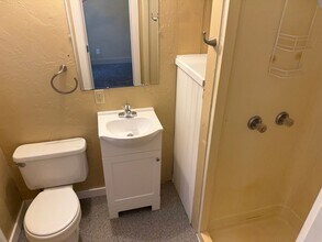 622 Dakota St in Norman, OK - Foto de edificio - Building Photo