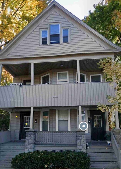 27 Kernan Ave in Utica, NY - Building Photo