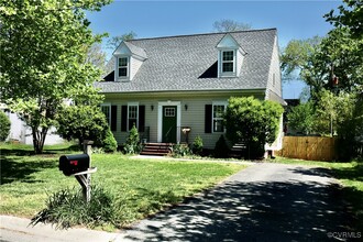 6916 Miami Ave in Richmond, VA - Foto de edificio - Building Photo