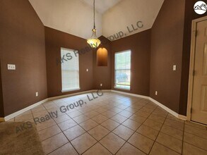 181 Highview Cove in Pelham, AL - Foto de edificio - Building Photo
