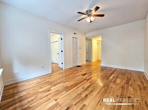 1450 W Byron St in Chicago, IL - Building Photo - Building Photo