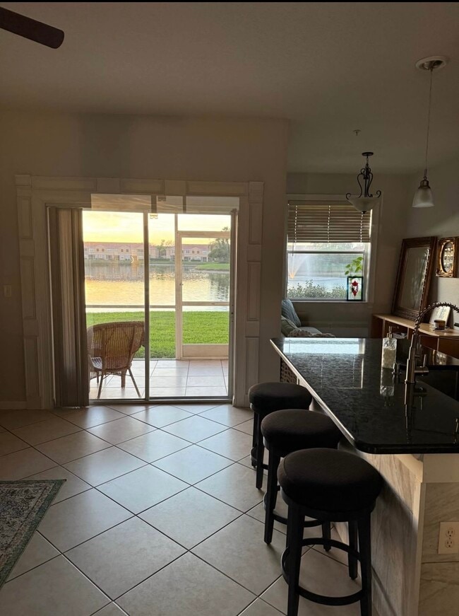 3572 Parkridge Cir in Sarasota, FL - Building Photo - Building Photo