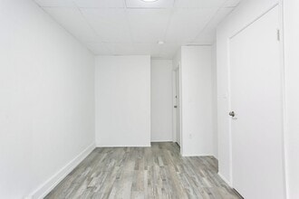 5420 S Tacoma Way in Tacoma, WA - Building Photo - Building Photo