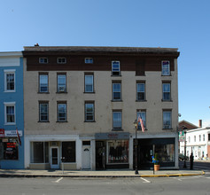 701 Warren St in Hudson, NY - Building Photo - Building Photo