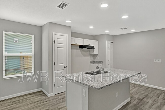 516 Odessa St in Jacksonville, FL - Building Photo - Building Photo