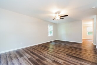 2808 Red Alder Ct in Raleigh, NC - Building Photo - Building Photo