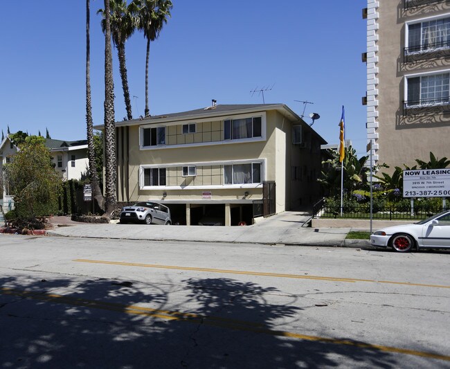 3927 W 7th St in Los Angeles, CA - Building Photo - Building Photo