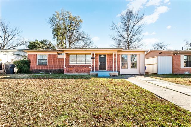 property at 10818 Sharondale Ln