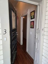 1907 10th St, Unit #4 in Sacramento, CA - Building Photo - Building Photo
