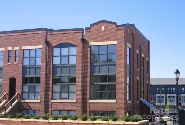 559 New Bern Station Ct in Charlotte, NC - Building Photo