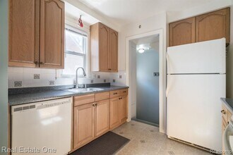 2989 Cummings Ave in Berkley, MI - Building Photo - Building Photo