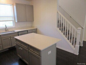 3147 Chambers W in Wixom, MI - Building Photo - Building Photo