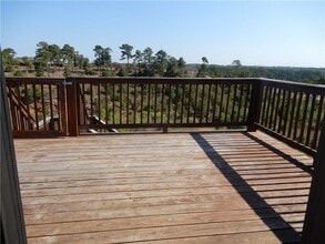 184 Mauna Kea Ln in Bastrop, TX - Building Photo - Building Photo