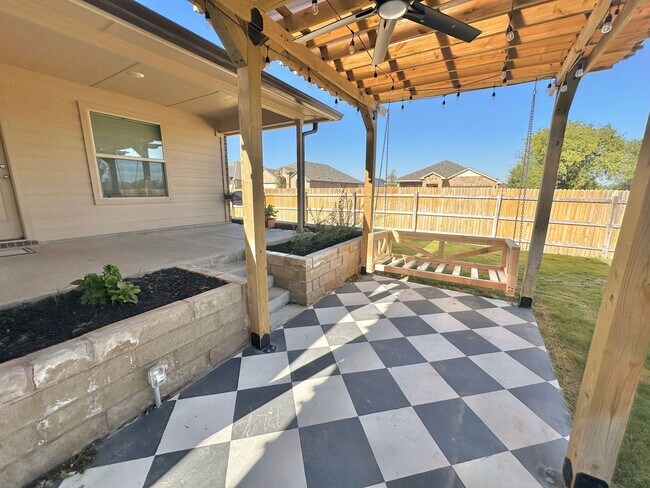 323 Chapel Knl Rd in Temple, TX - Building Photo - Building Photo