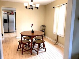 2319 Cole Ave SE in Minneapolis, MN - Building Photo