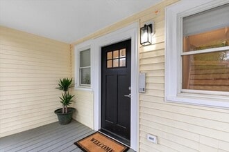 755 Boylston St, Unit 2 in Brookline, MA - Building Photo - Building Photo