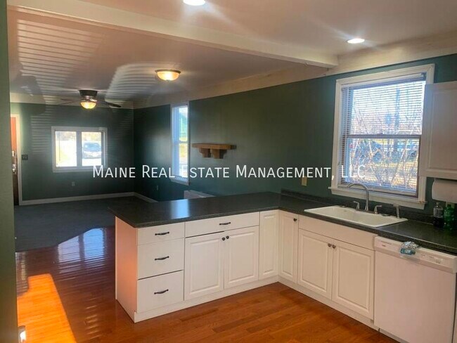 property at 458 Ohio St