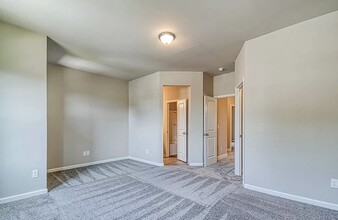 3194 IVY FARM PATH in Buford, GA - Building Photo - Building Photo