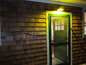 16640 Main St in Southold, NY - Building Photo - Building Photo