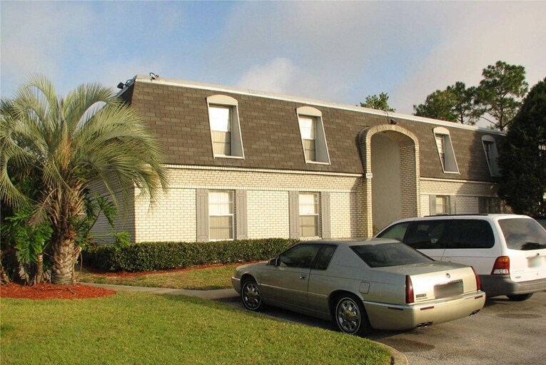 Orange North Apartments in Apopka, FL - Building Photo