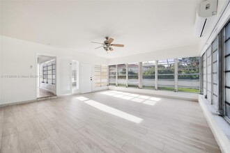 800 W 47th St in Miami Beach, FL - Building Photo - Building Photo