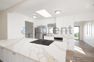 4914 Zion Ave in San Diego, CA - Building Photo - Building Photo