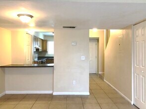 12342 Fox Hound Ct in Orlando, FL - Building Photo - Building Photo