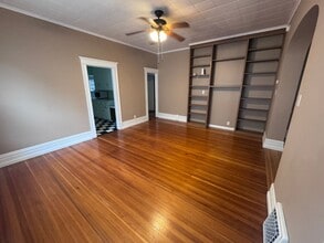 323 Lincoln Ave in Council Bluffs, IA - Building Photo - Building Photo