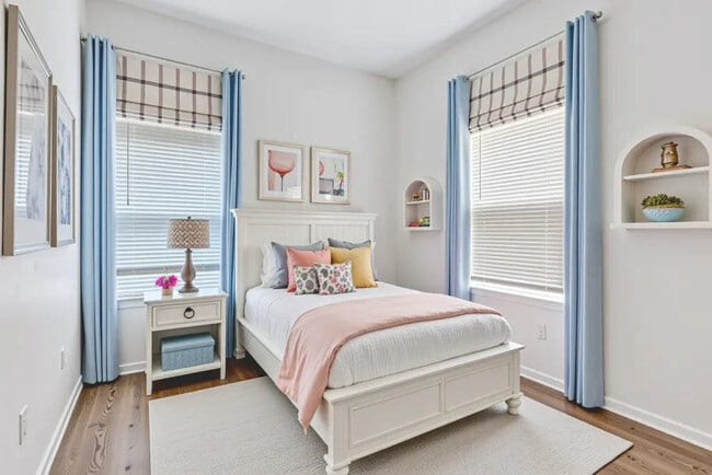 815 W 9th St, Unit 815 in Dallas, TX - Building Photo - Building Photo
