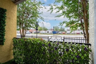 1910 E Palm Ave in Tampa, FL - Building Photo - Building Photo