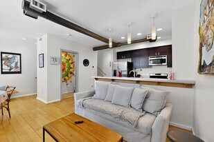 343 Platinum St SW in Albuquerque, NM - Building Photo