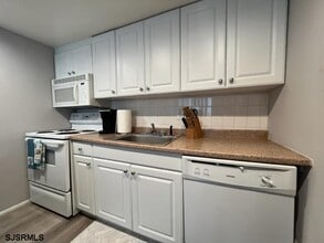 9510 Amherst Ave in Margate City, NJ - Building Photo - Building Photo