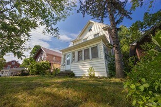 1112 College Ave in Niagara Falls, NY - Building Photo - Building Photo