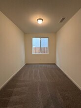 30520 Delancy Rd in Visalia, CA - Building Photo - Building Photo