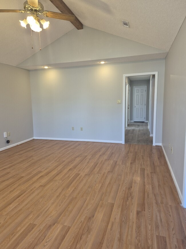 341 Sawgrass Dr in Valdosta, GA - Building Photo - Building Photo