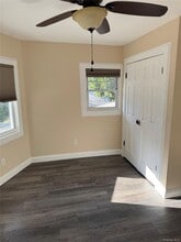 164 Sterling Pl in Amityville, NY - Building Photo - Building Photo