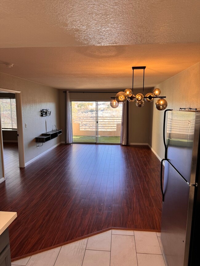 1901 Desert Falls Ct, Unit 1901 Desert Falls Court in Las Vegas, NV - Foto de edificio - Building Photo