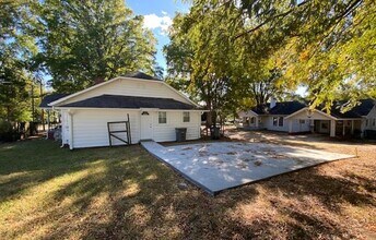 910 S Juniper St in Kannapolis, NC - Building Photo - Building Photo