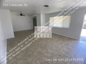 510 Charlana Dr in Bakersfield, CA - Building Photo - Building Photo