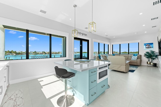 247 Pescayo Ave in Marathon, FL - Building Photo - Building Photo