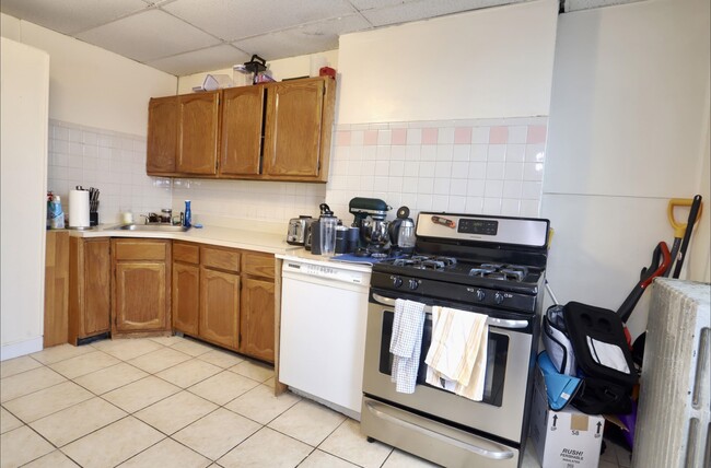205 3rd St in Hoboken, NJ - Building Photo - Building Photo