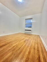 1447 E 95th St in Brooklyn, NY - Foto de edificio - Building Photo