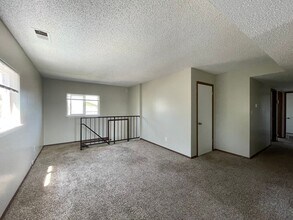2002 W Iliff Ave in Englewood, CO - Building Photo - Building Photo